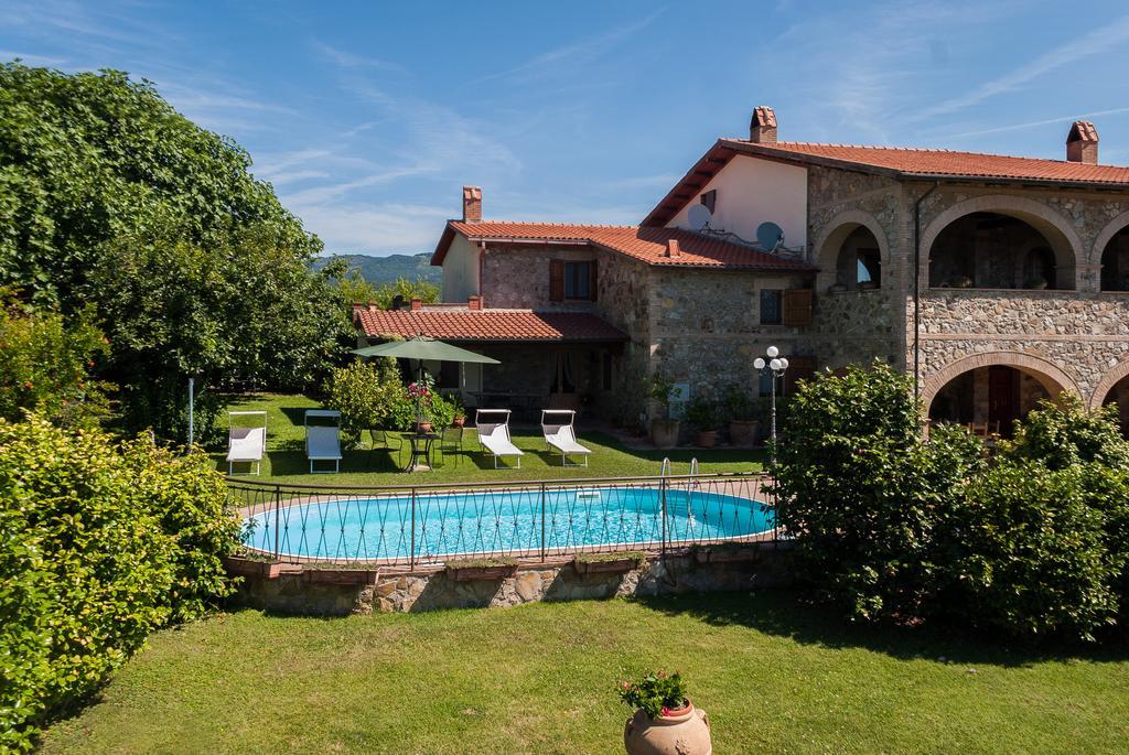 Апартаменты Fattoria Dei Cavalieri Сована Номер фото
